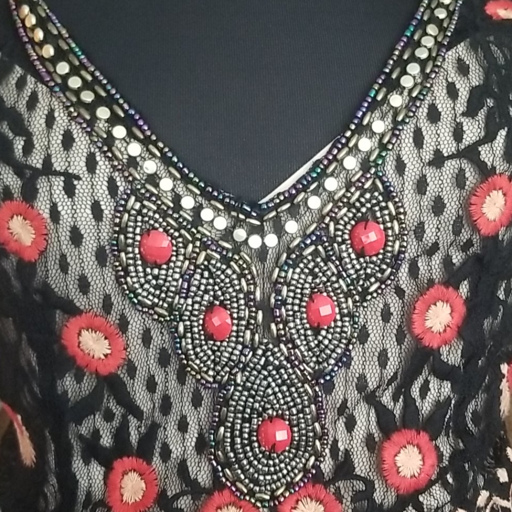Dress - Picture 3 of 8